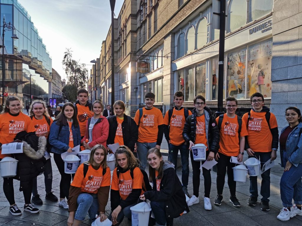 group photo of volunteers