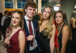 4 students, 3 women and a man