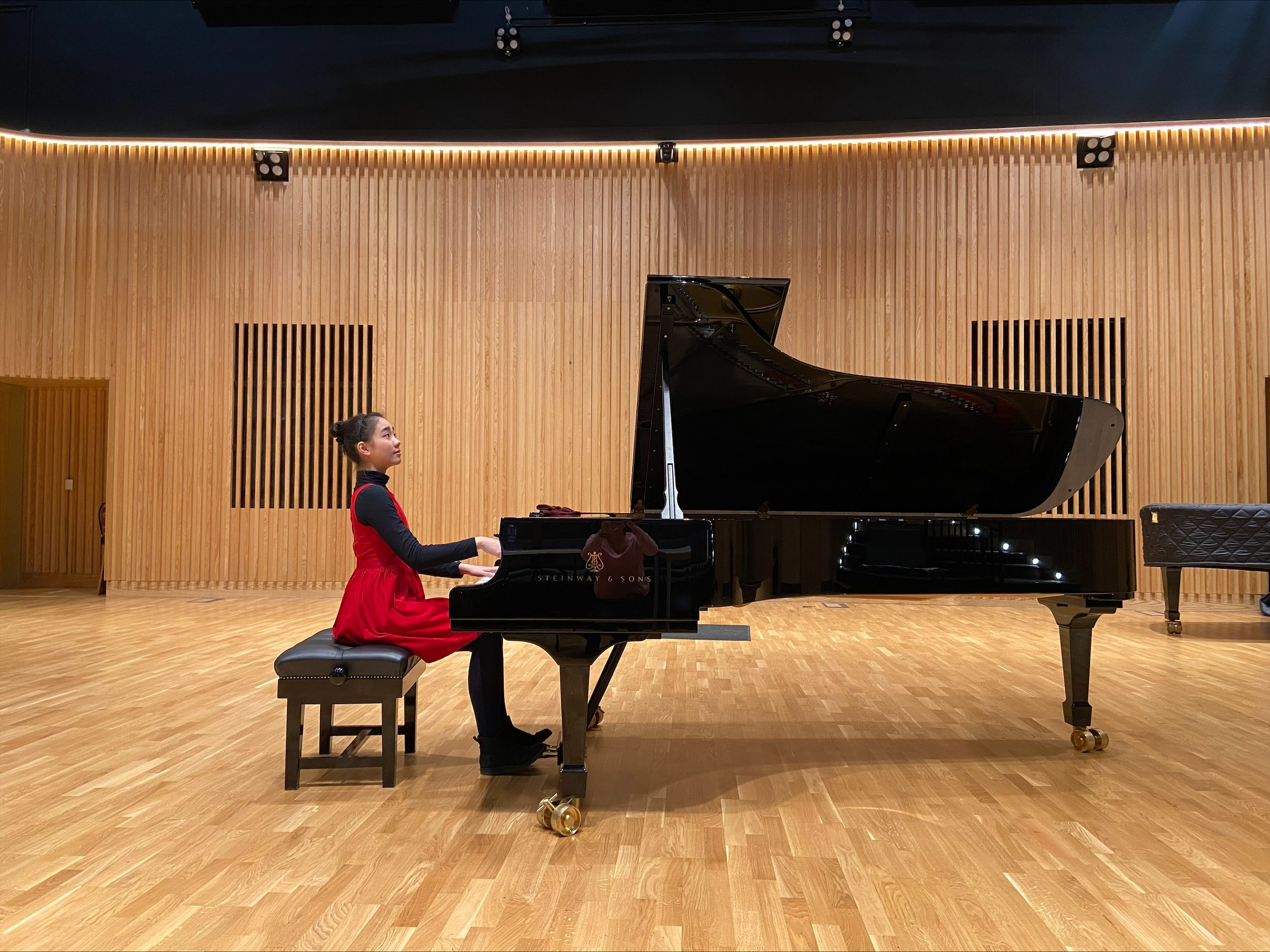 Ai Lin Sun Playing Piano